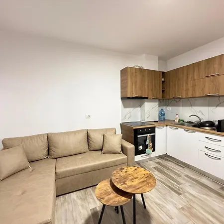 Апартаменты Ilir Daily Rent Дуррес